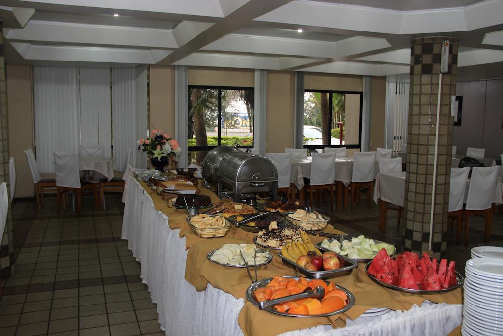 Muffato Plaza Hotel Foz do Iguacu Bagian luar foto